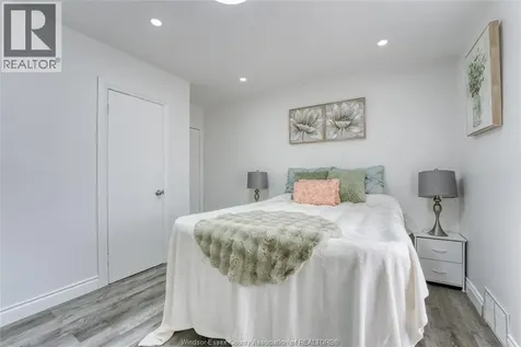 3414 Dominion Avenue Windsor ON N9E 2N7