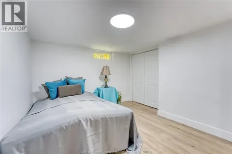 3414 Dominion Avenue Windsor ON N9E 2N7
