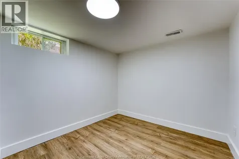 3414 Dominion Avenue Windsor ON N9E 2N7