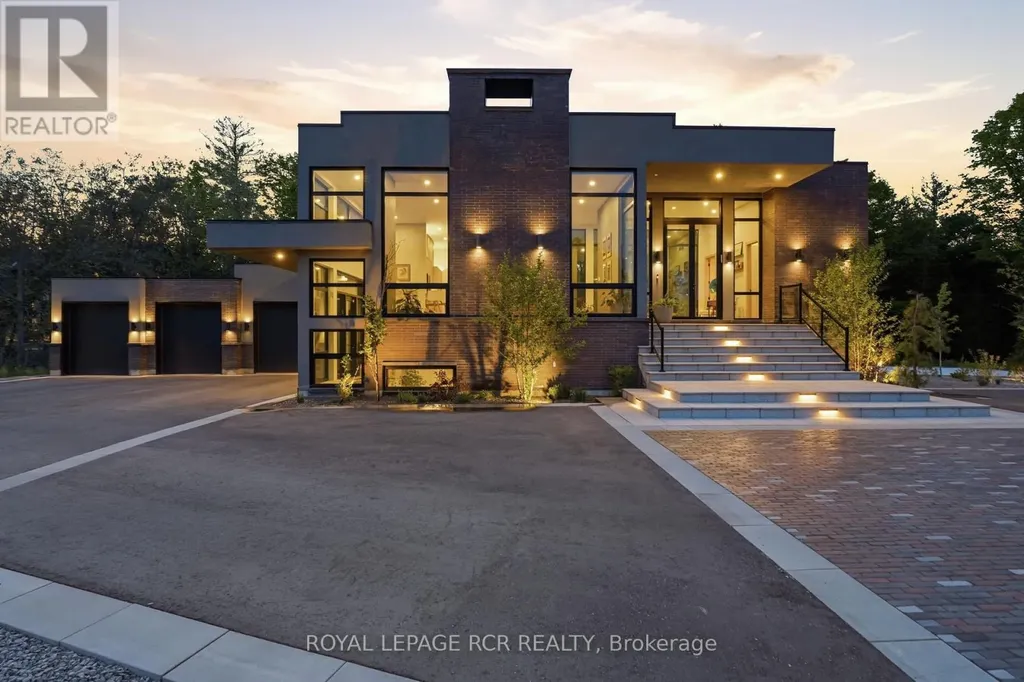 3404 Vivian Road Whitchurch-stouffville ON L4A 2M4