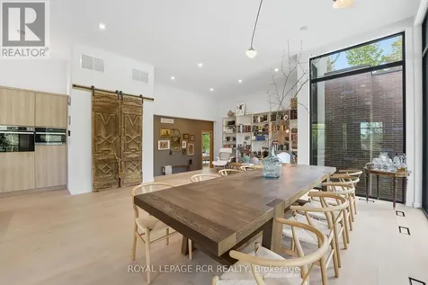 3404 Vivian Road Whitchurch-stouffville ON L4A 2M4