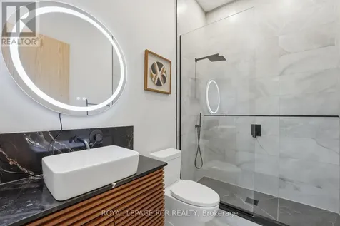 3404 Vivian Road Whitchurch-stouffville ON L4A 2M4