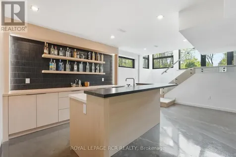 3404 Vivian Road Whitchurch-stouffville ON L4A 2M4