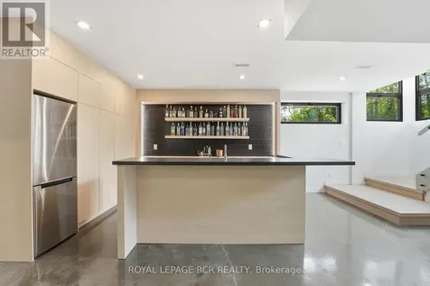 3404 Vivian Road Whitchurch-stouffville ON L4A 2M4