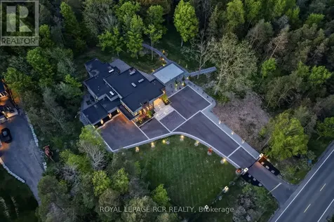 3404 Vivian Road Whitchurch-stouffville ON L4A 2M4