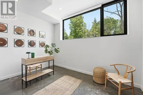 3404 Vivian Road Whitchurch-stouffville ON L4A 2M4