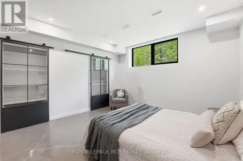 3404 Vivian Road Whitchurch-stouffville ON L4A 2M4
