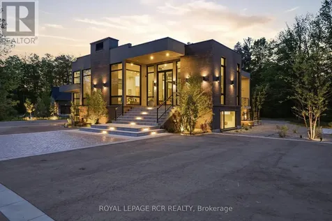 3404 Vivian Road Whitchurch-stouffville ON L4A 2M4