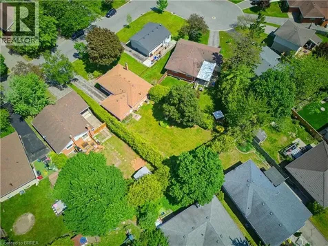11 Marshall Street Brantford ON N3R 3C8