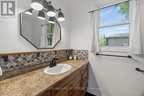 9 Elgin Street Newbury ON N0L 1Z0