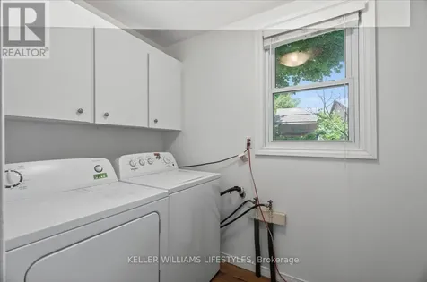 9 Elgin Street Newbury ON N0L 1Z0