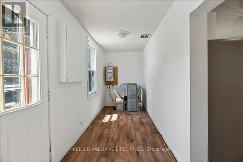 9 Elgin Street Newbury ON N0L 1Z0