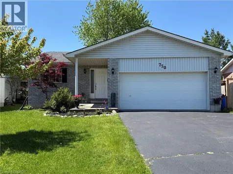 750 Lavery Street West Listowel ON N4W 3T4