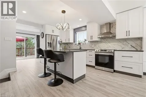 130 Livingston Avenue Grimsby ON L3M 4W5