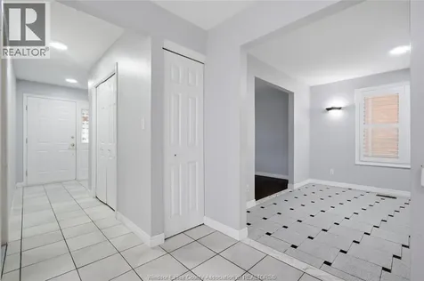 3154 Fazio Drive Windsor ON N9E 4G6