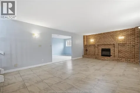3154 Fazio Drive Windsor ON N9E 4G6