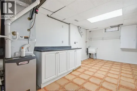 3154 Fazio Drive Windsor ON N9E 4G6