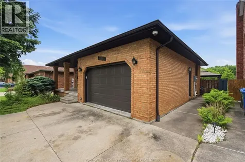3154 Fazio Drive Windsor ON N9E 4G6