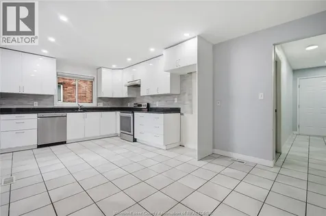 3154 Fazio Drive Windsor ON N9E 4G6