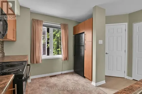 774 Sanibel Private Ottawa ON K2H 0A8