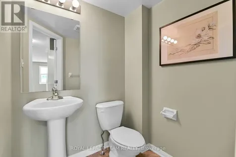 774 Sanibel Private Ottawa ON K2H 0A8