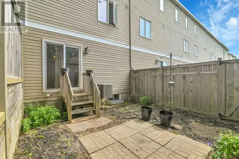 774 Sanibel Private Ottawa ON K2H 0A8