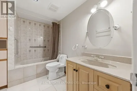 13 Beddoe Lane Ottawa ON K1B 3X9