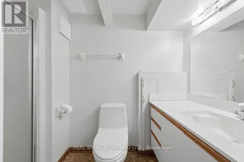 13 Beddoe Lane Ottawa ON K1B 3X9