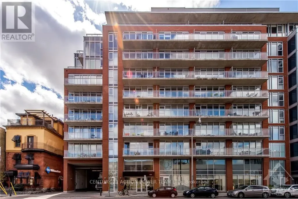 354 Gladstone Avenue Ottawa ON K2P 0R4