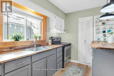 31 Elizabeth Street Brighton ON K0K 1H0