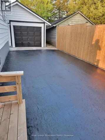 31 Elizabeth Street Brighton ON K0K 1H0