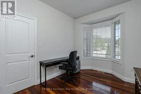 432 Shewfelt Crescent Midland ON L4R 5M7