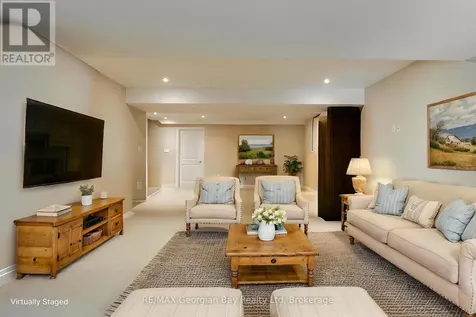 432 Shewfelt Crescent Midland ON L4R 5M7