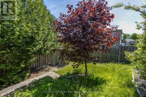 432 Shewfelt Crescent Midland ON L4R 5M7