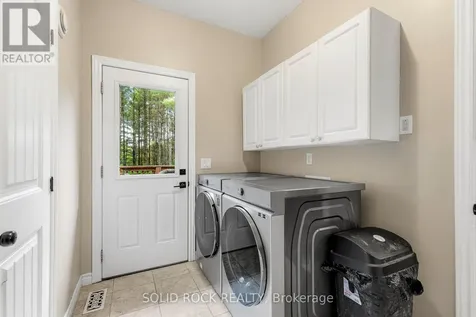 717 Upper Oak Leaf Road Athens ON K0E 1B0