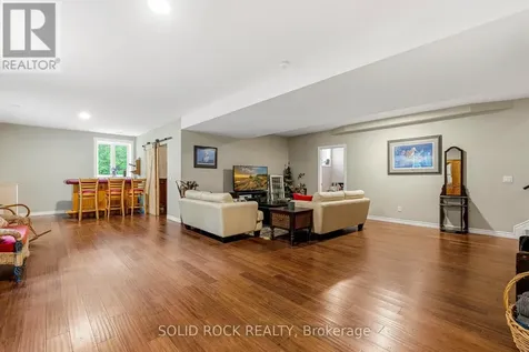 717 Upper Oak Leaf Road Athens ON K0E 1B0