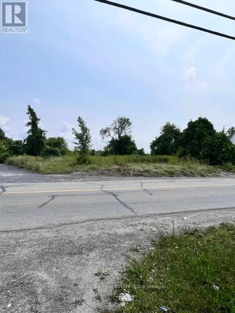 3069 Parkedale Avenue Brockville ON K6V 3G7