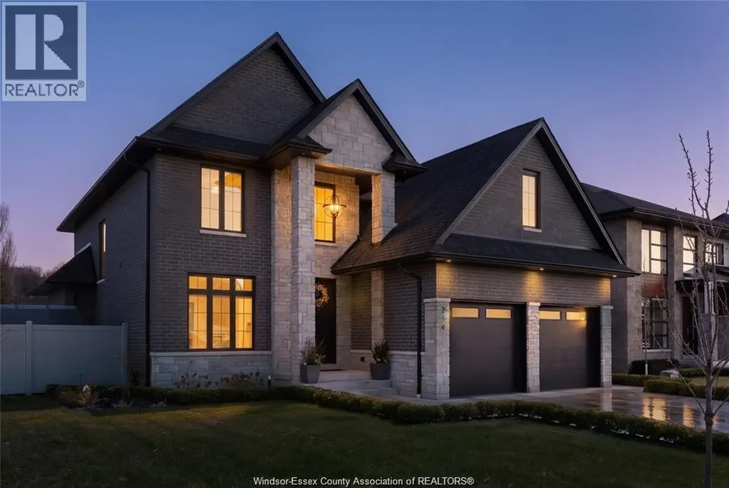 256 Xavier Circle Lakeshore ON N0R 1A0