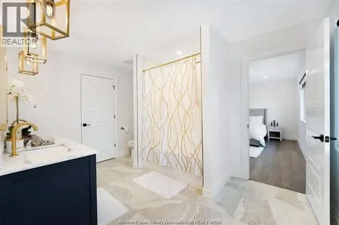 256 Xavier Circle Lakeshore ON N0R 1A0
