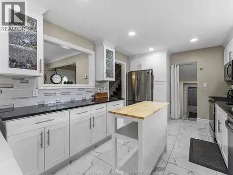 2367 Randolph Avenue Windsor ON N9E 3X3