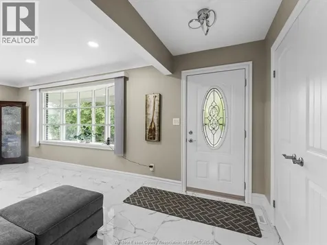 2367 Randolph Avenue Windsor ON N9E 3X3