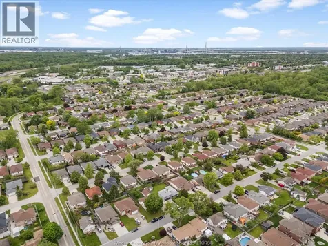 2367 Randolph Avenue Windsor ON N9E 3X3