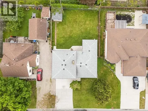 2367 Randolph Avenue Windsor ON N9E 3X3