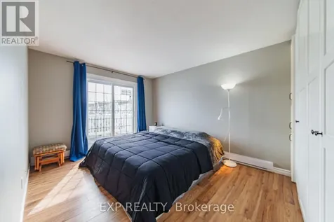 10 Castlegreen Private Ottawa ON K1T 3N2