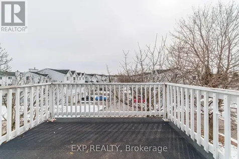 10 Castlegreen Private Ottawa ON K1T 3N2