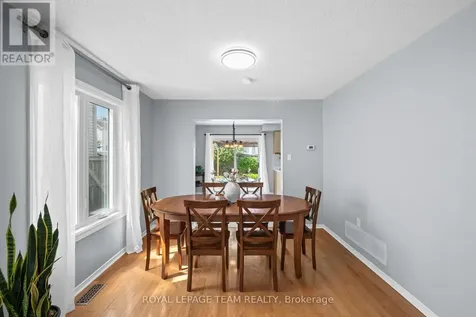 2 Ipswich Terrace Ottawa ON K2K 2R5