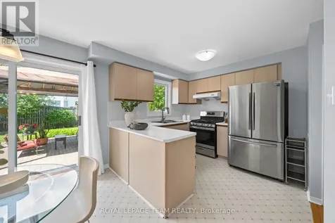 2 Ipswich Terrace Ottawa ON K2K 2R5