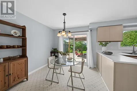 2 Ipswich Terrace Ottawa ON K2K 2R5