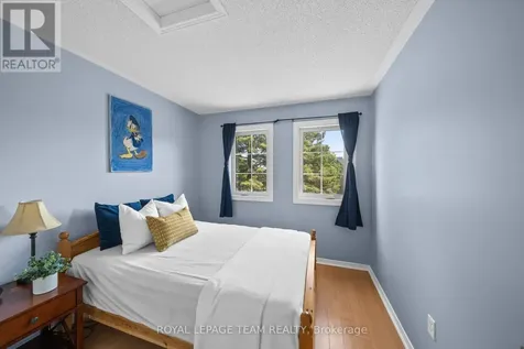 2 Ipswich Terrace Ottawa ON K2K 2R5