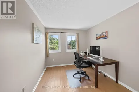 2 Ipswich Terrace Ottawa ON K2K 2R5